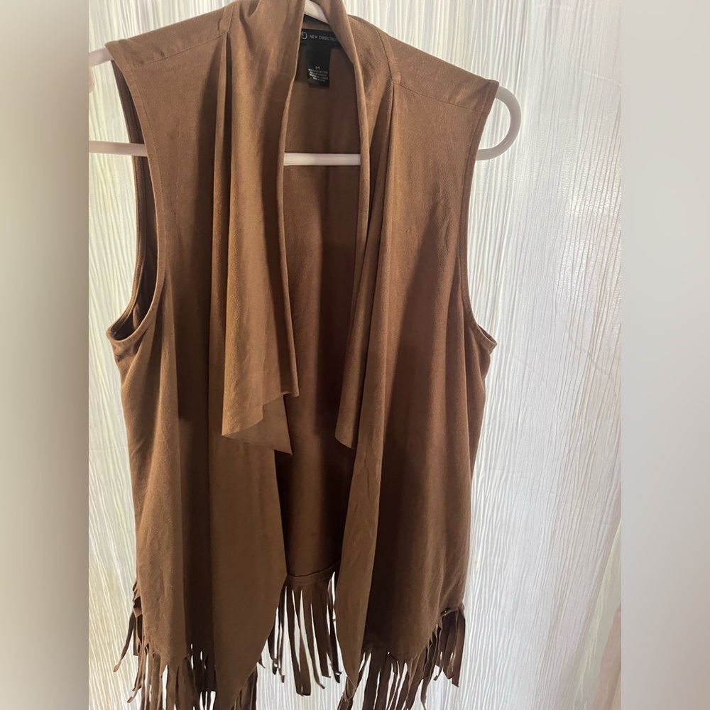New Directions Tan Sleeveless Vest
